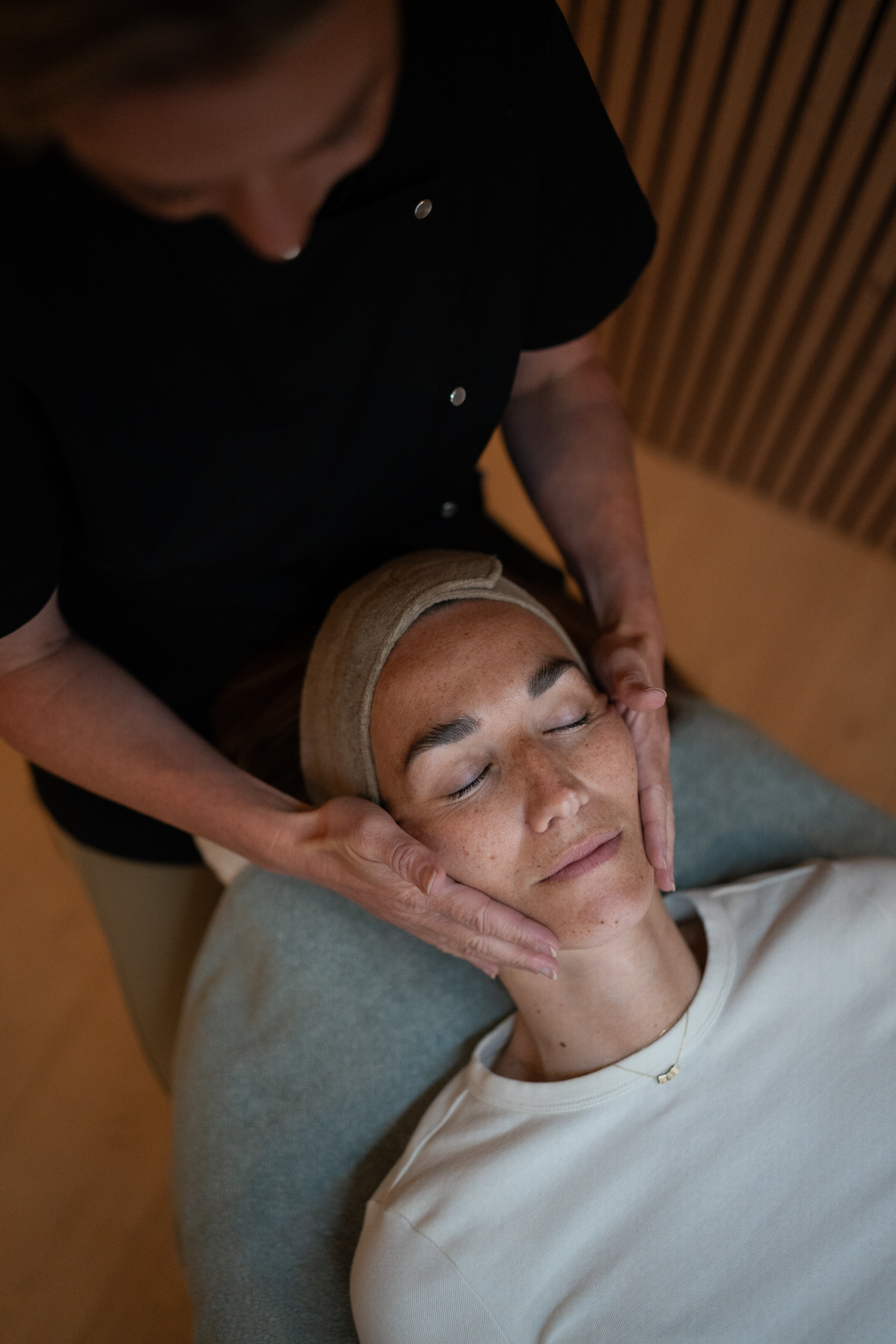 Bindweefselmassage & Cupping